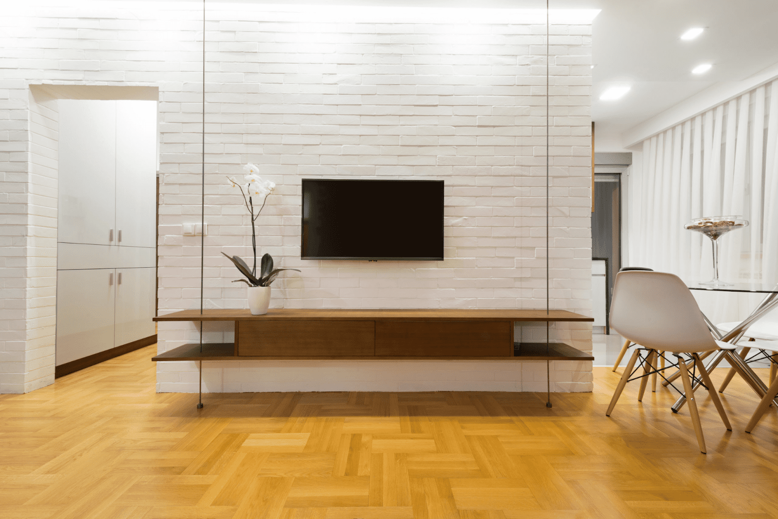 How To Mount A TV Without Damaging The Wall Easy Guide