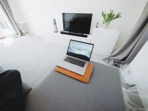 how to install a swivel tv mount